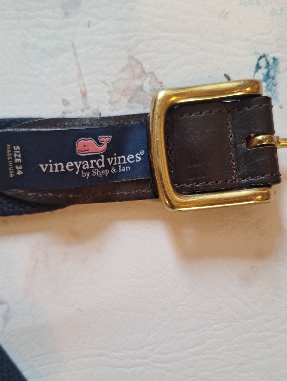 Vineyard Vines woven navy belt w American flag design with brass buckle